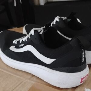 VANS Ultra Range